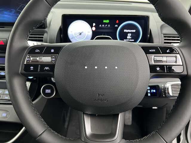 Hyundai INSTER 49kWh 02 SPECIAL - ATLAS WHITE