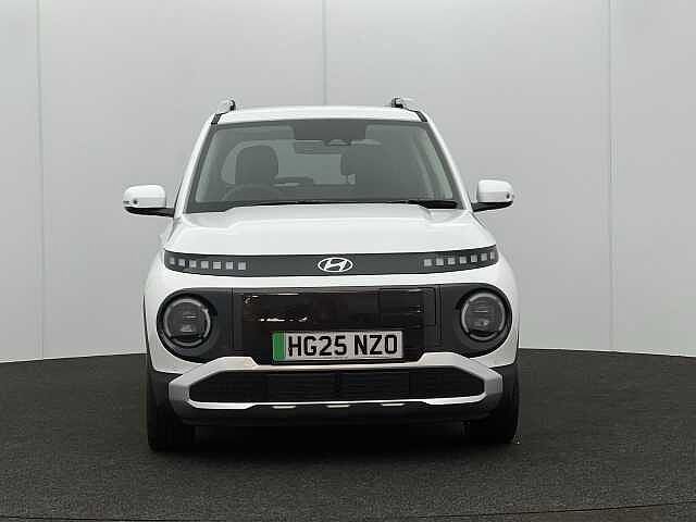 Hyundai INSTER 49kWh 02 SPECIAL - ATLAS WHITE