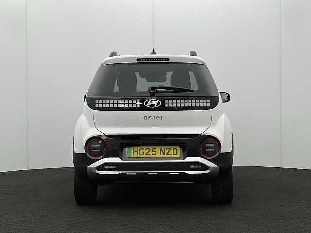 Hyundai INSTER 49kWh 02 SPECIAL - ATLAS WHITE