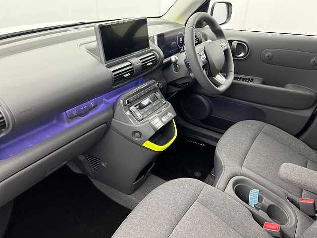 Hyundai INSTER 49kWh Cross