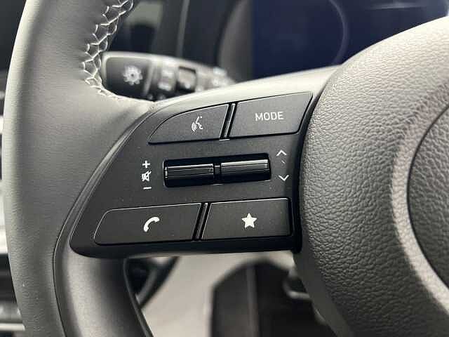 Hyundai I20 GDi 90 DCT Tech Line MANGROVE GREEN