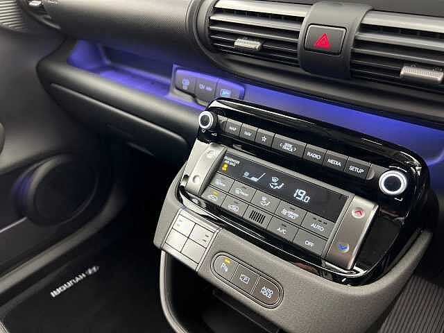 Hyundai INSTER 49kWh 02