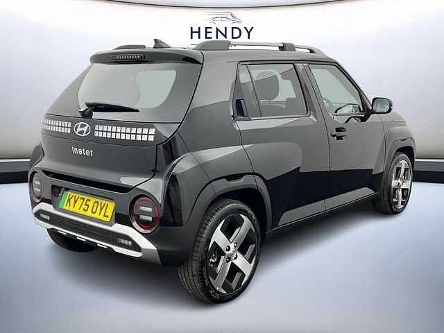 Hyundai INSTER 49kWh 02