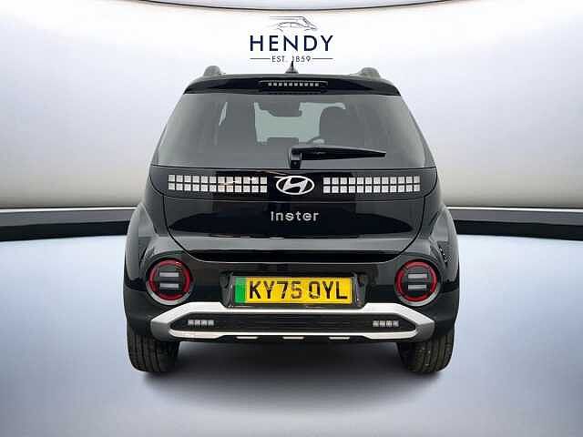Hyundai INSTER 49kWh 02