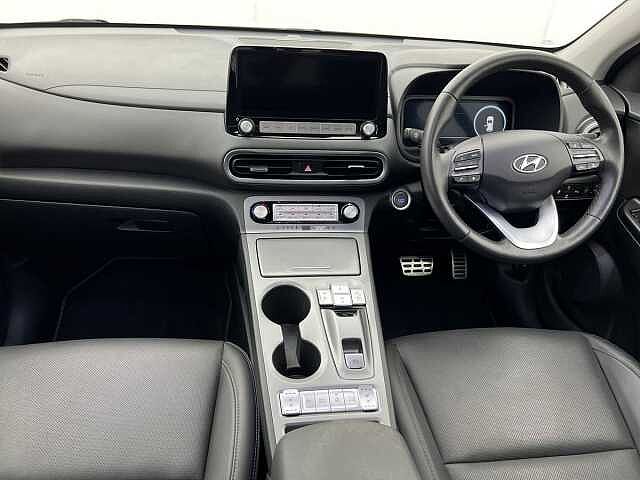 Hyundai KONA 64kWh Ultimate ATLAS WHITE