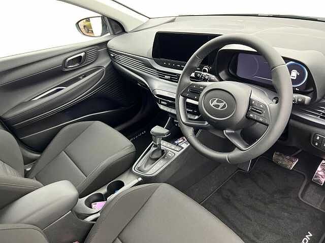 Hyundai BAYON 1.0 TGDi Premium 5dr DCT Automatic Petrol MANGROVE GREEN