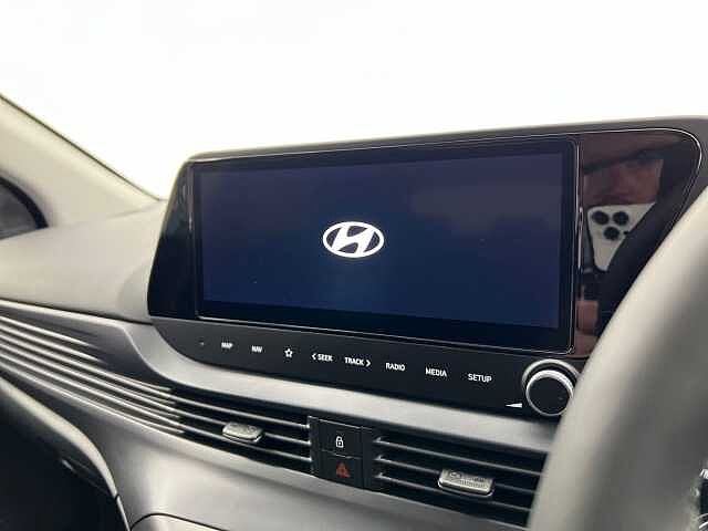 Hyundai BAYON 1.0 TGDi Premium 5dr DCT Automatic Petrol MANGROVE GREEN