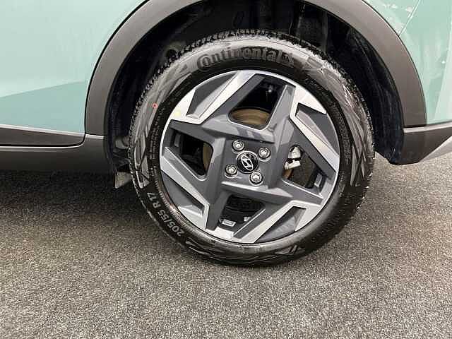 Hyundai BAYON 1.0 TGDi Premium 5dr DCT Automatic Petrol MANGROVE GREEN