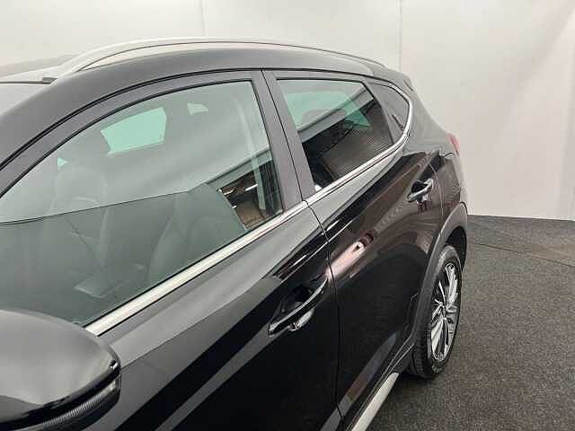 Hyundai TUCSON 1.6 TGDi 177 Premium 5dr 2WD