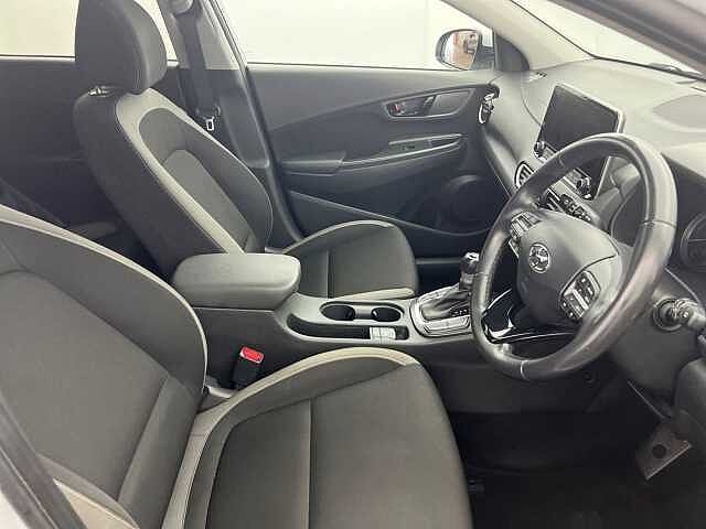 Hyundai KONA 1.6 GDi Hybrid Premium 5dr DCT