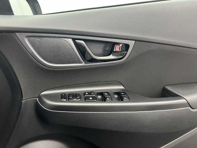 Hyundai KONA 1.6 GDi Hybrid Premium 5dr DCT