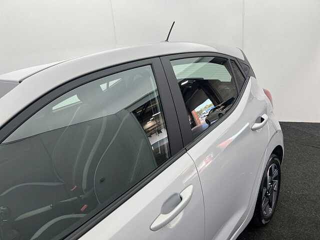 Hyundai I10 1.0 63 Nav Advance Petrol Auto