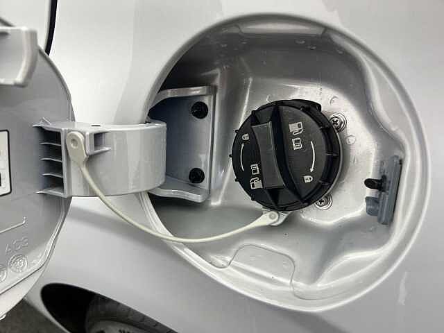 Hyundai I10 1.0 63 Nav Advance Petrol Auto