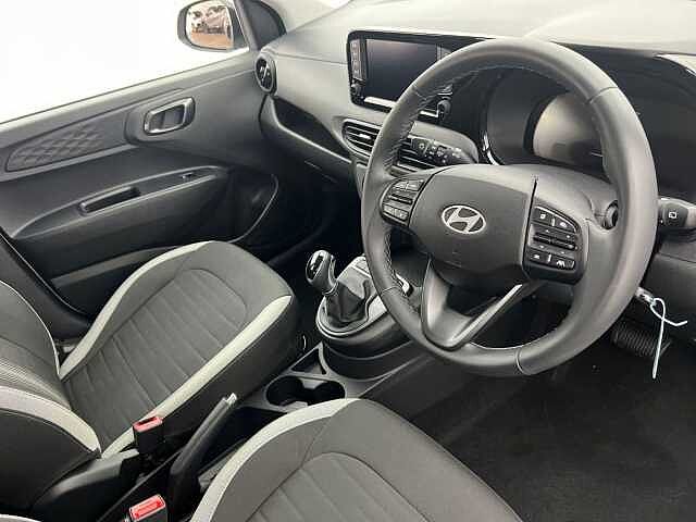 Hyundai I10 1.0 63 Nav Advance Petrol Auto