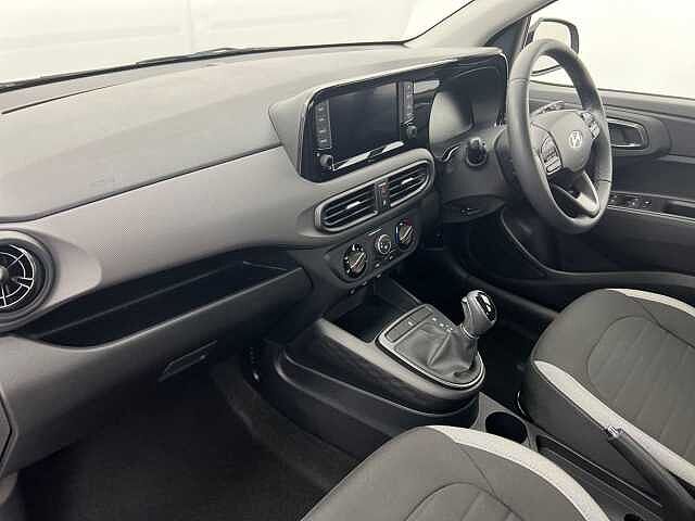 Hyundai I10 1.0 63 Nav Advance Petrol Auto